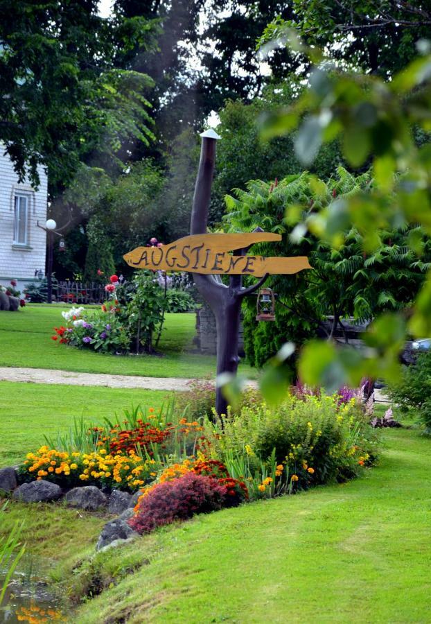 Perkonu Namins Villa Balvi Exteriör bild