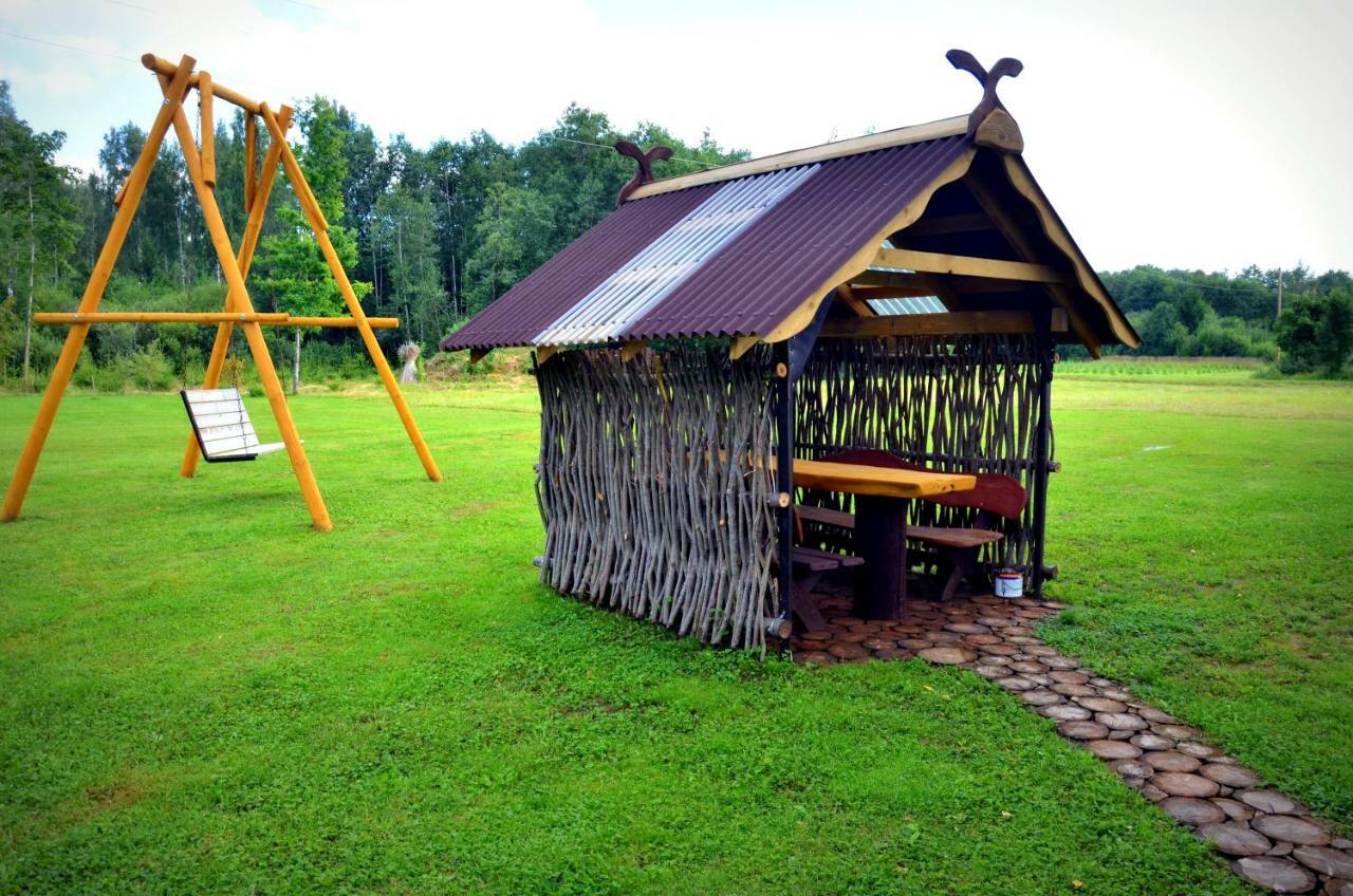 Perkonu Namins Villa Balvi Exteriör bild
